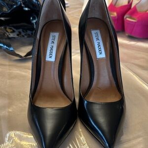 Steve Madden Classic Black Heels